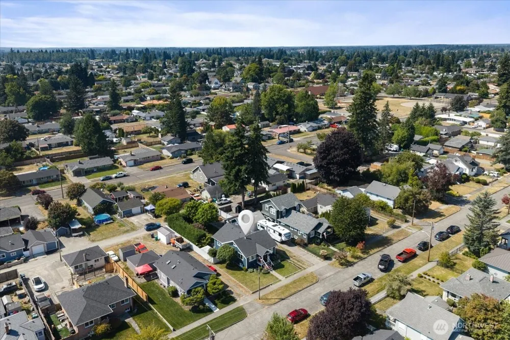 1138 Pioneer Street Enumclaw, WA 98022