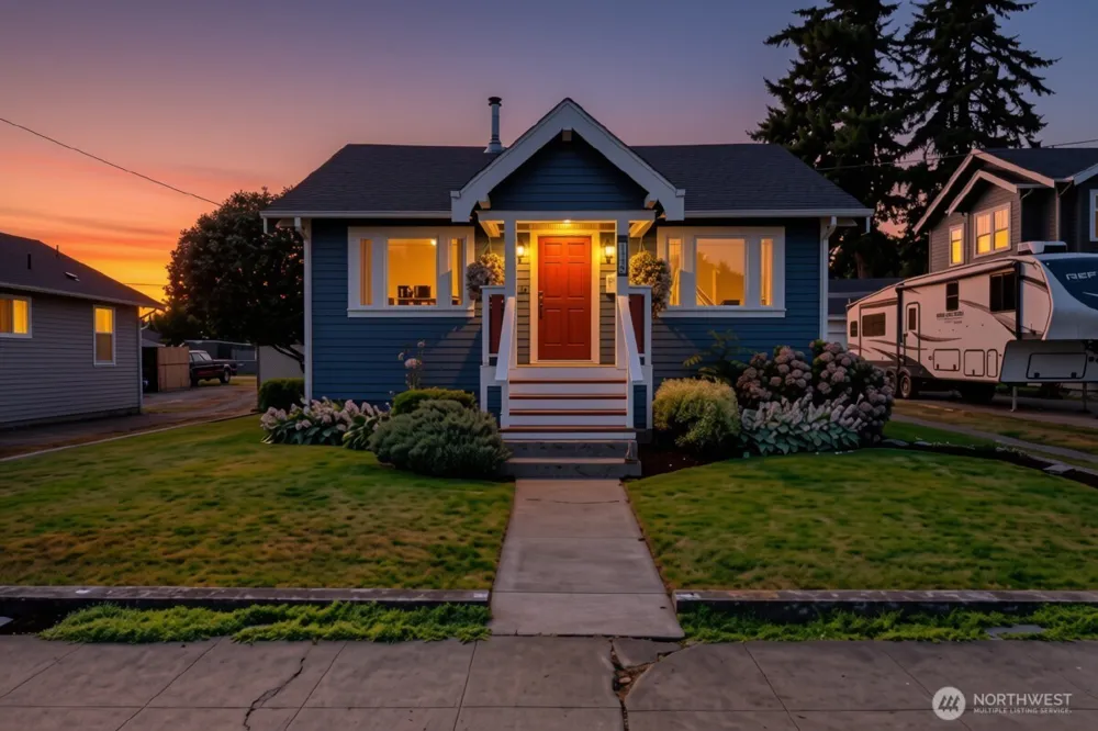 1138 Pioneer Street Enumclaw, WA 98022
