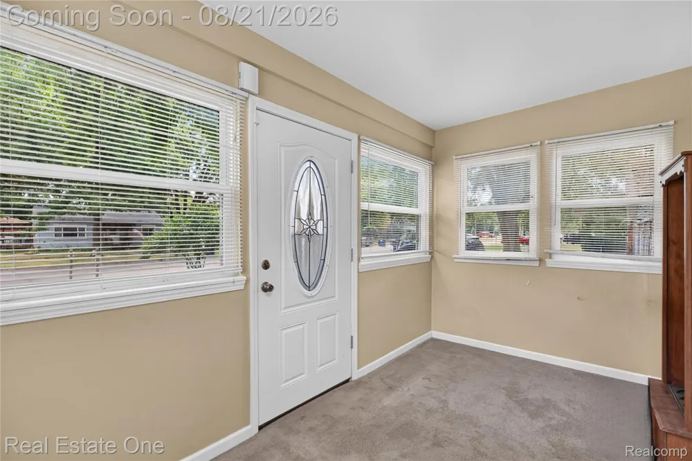 5749 Wilmer Street NW Westland City, MI 48185