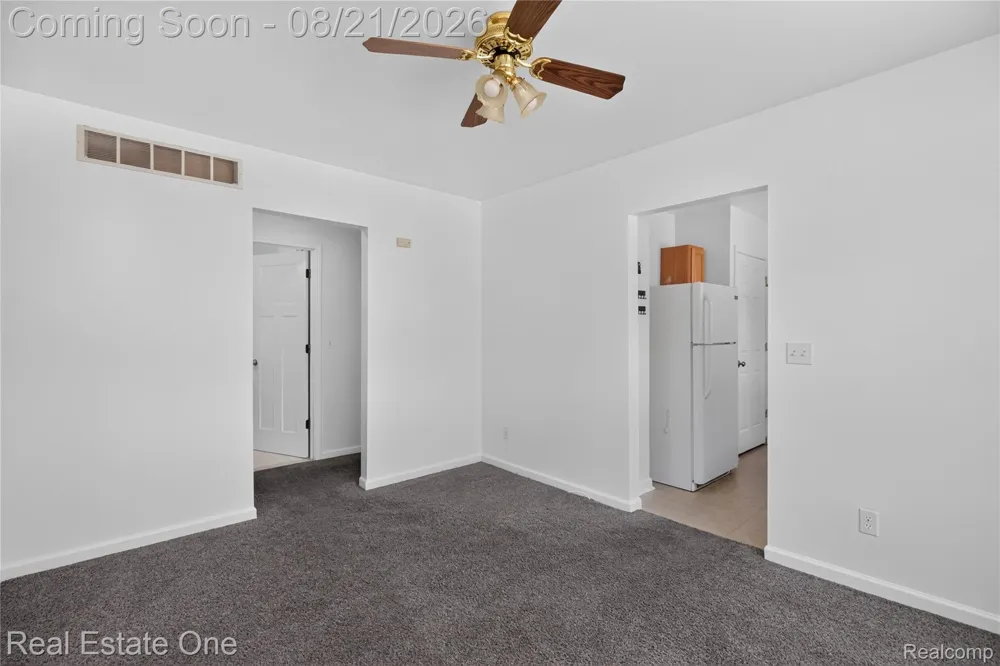 5749 Wilmer Street NW Westland City, MI 48185