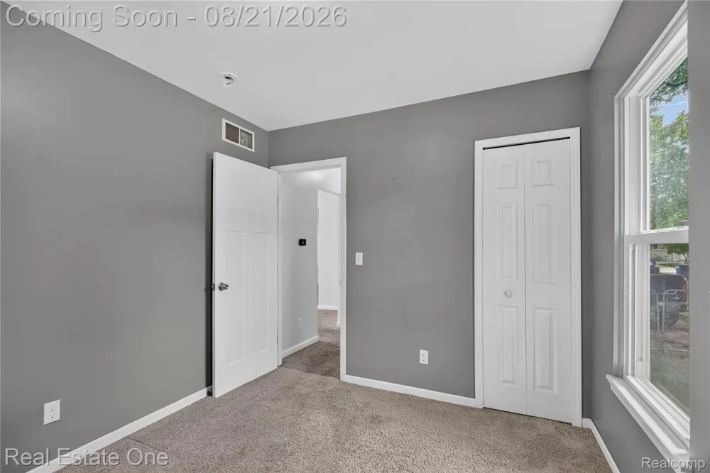 5749 Wilmer Street NW Westland City, MI 48185
