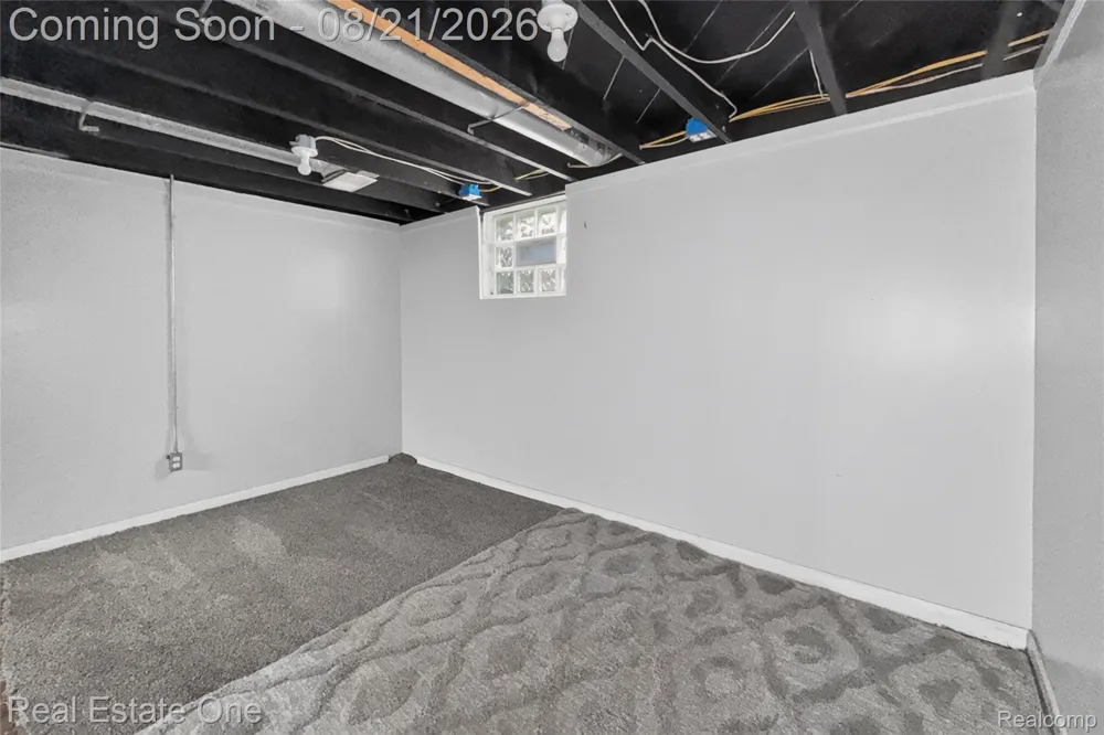 5749 Wilmer Street NW Westland City, MI 48185