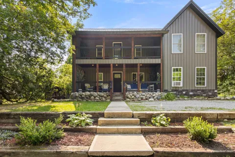 3806 Second Street