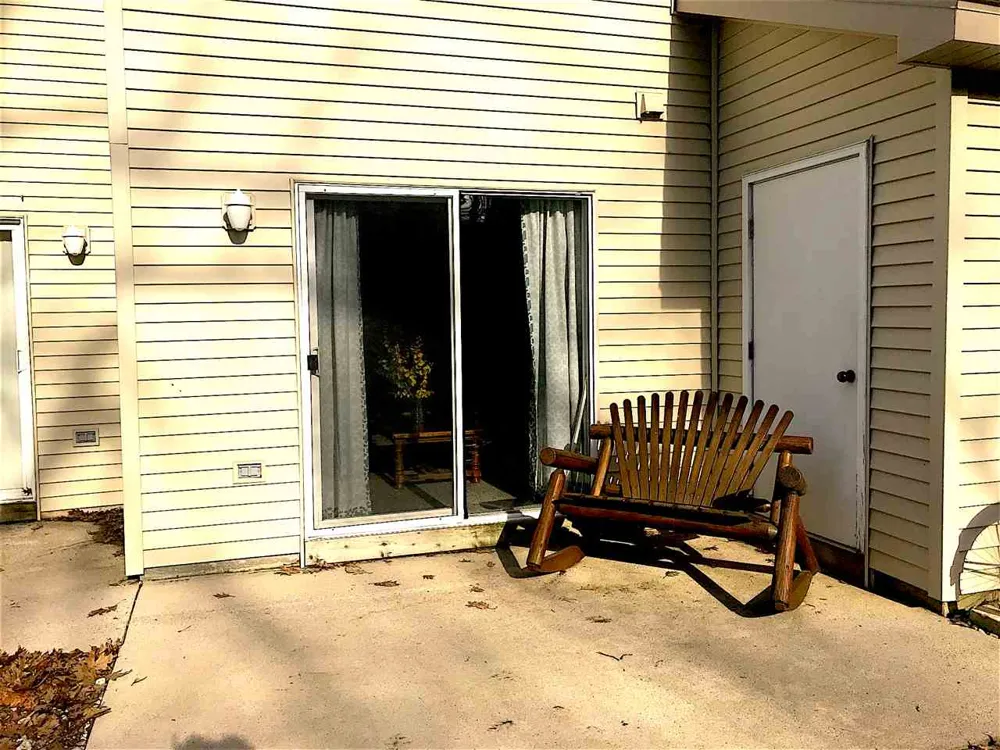 3811 Vale Drive East Bay Township, MI 49686