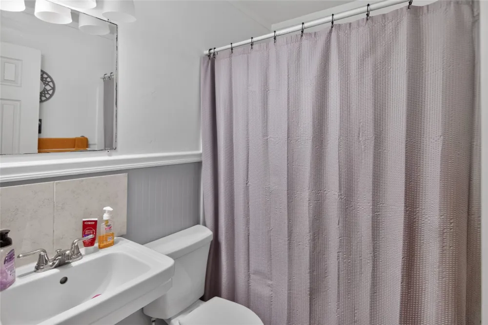 1331 Avenue G Anson, TX 79501