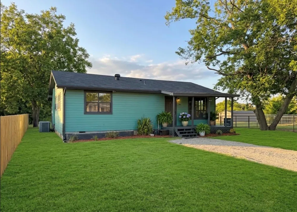 621 W 9th Street Kemp, TX 75143
