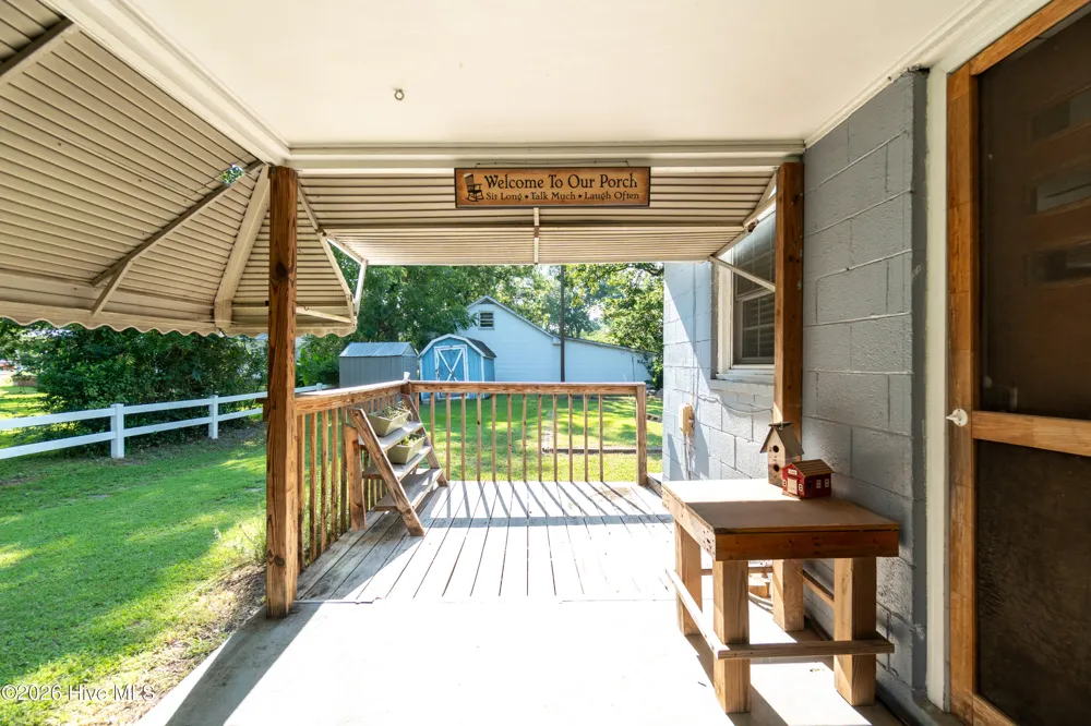 202 Academy Street Gatesville, NC 27938