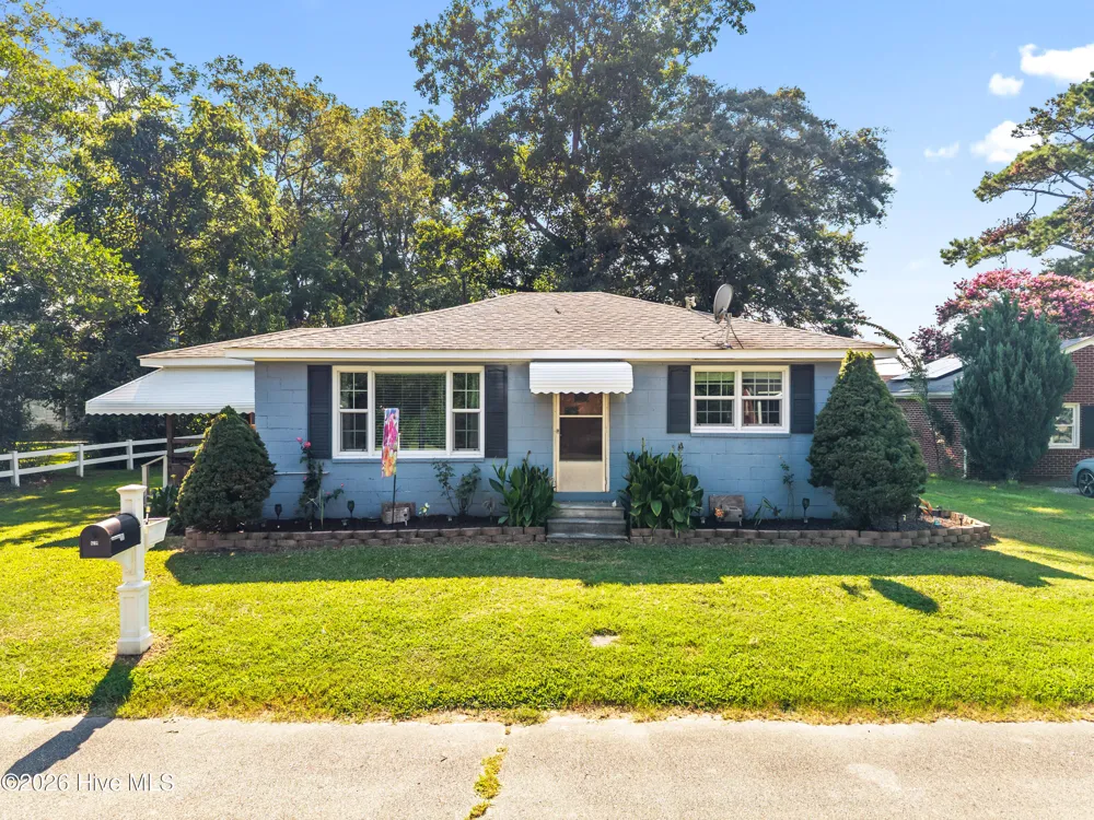 202 Academy Street Gatesville, NC 27938