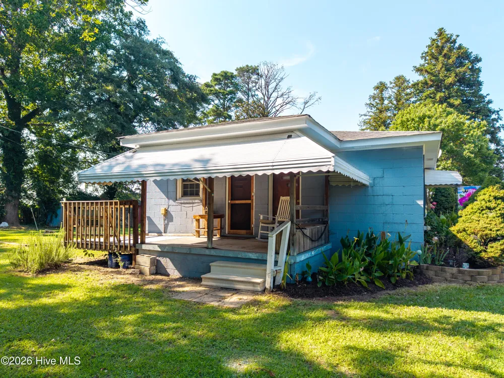 202 Academy Street Gatesville, NC 27938