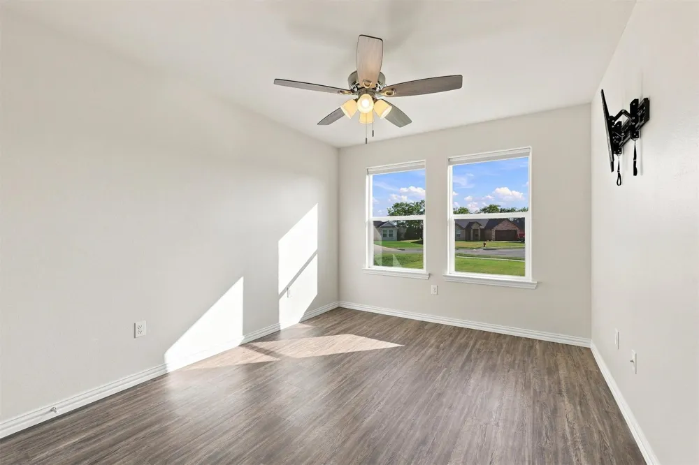 3018 Silver Charm Avenue Durant, OK 74701