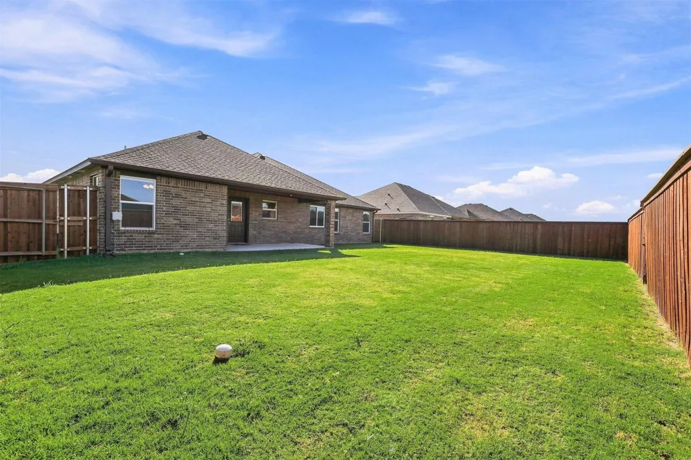 3018 Silver Charm Avenue Durant, OK 74701