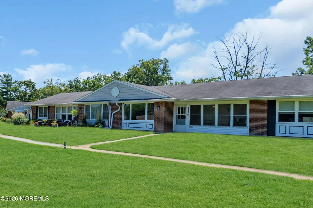 605 Lake Point Drive #B Lakewood, NJ 08701