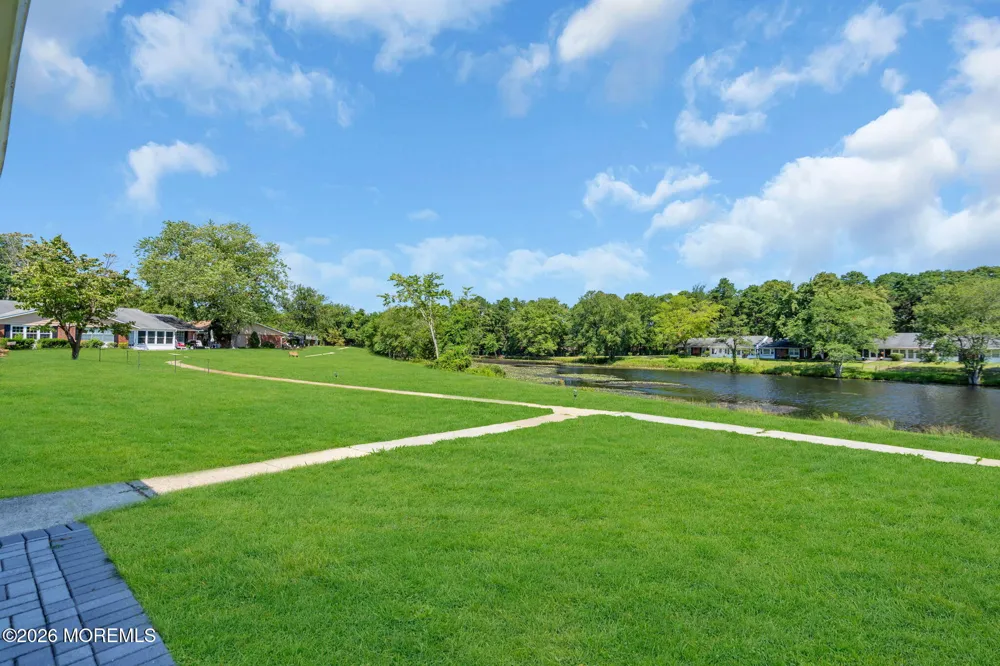 605 Lake Point Drive #B Lakewood, NJ 08701