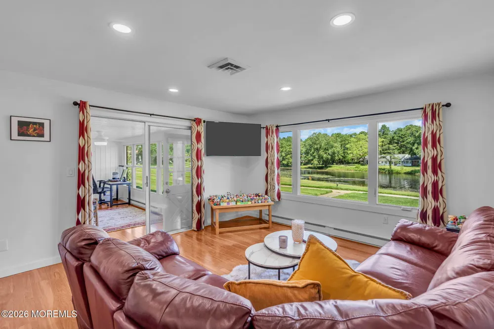 605 Lake Point Drive #B Lakewood, NJ 08701
