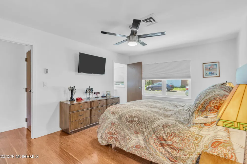 605 Lake Point Drive #B Lakewood, NJ 08701