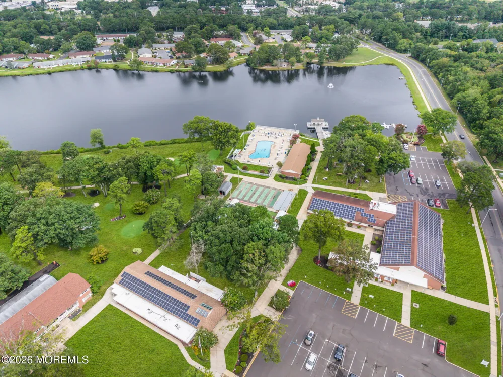 605 Lake Point Drive #B Lakewood, NJ 08701