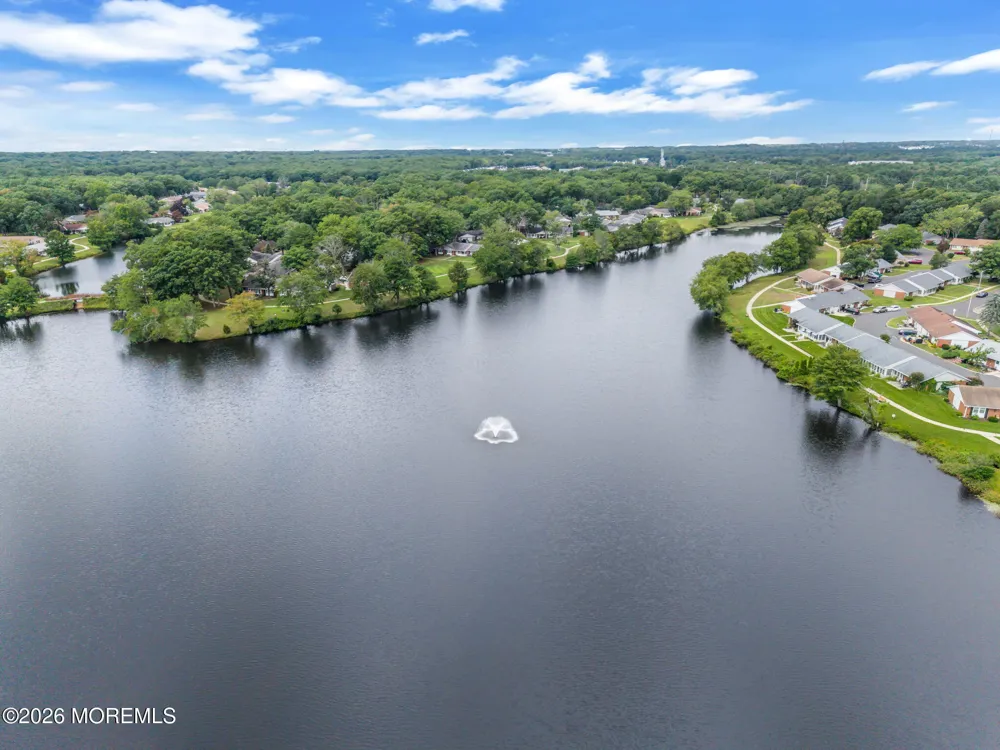 605 Lake Point Drive #B Lakewood, NJ 08701