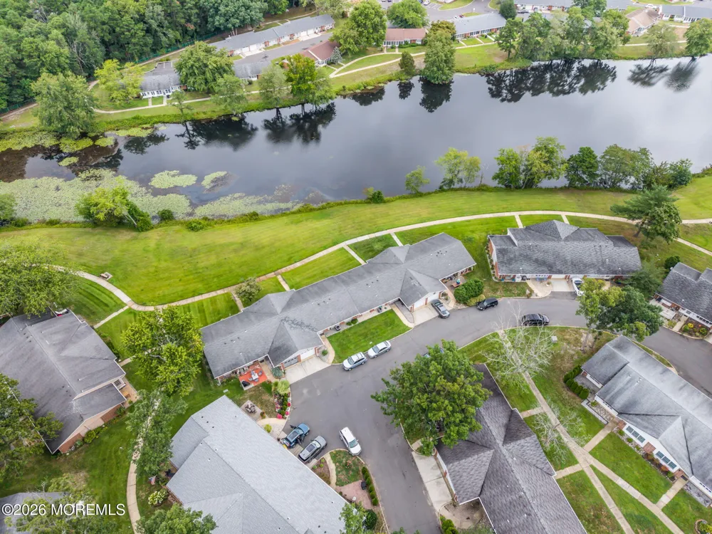 605 Lake Point Drive #B Lakewood, NJ 08701