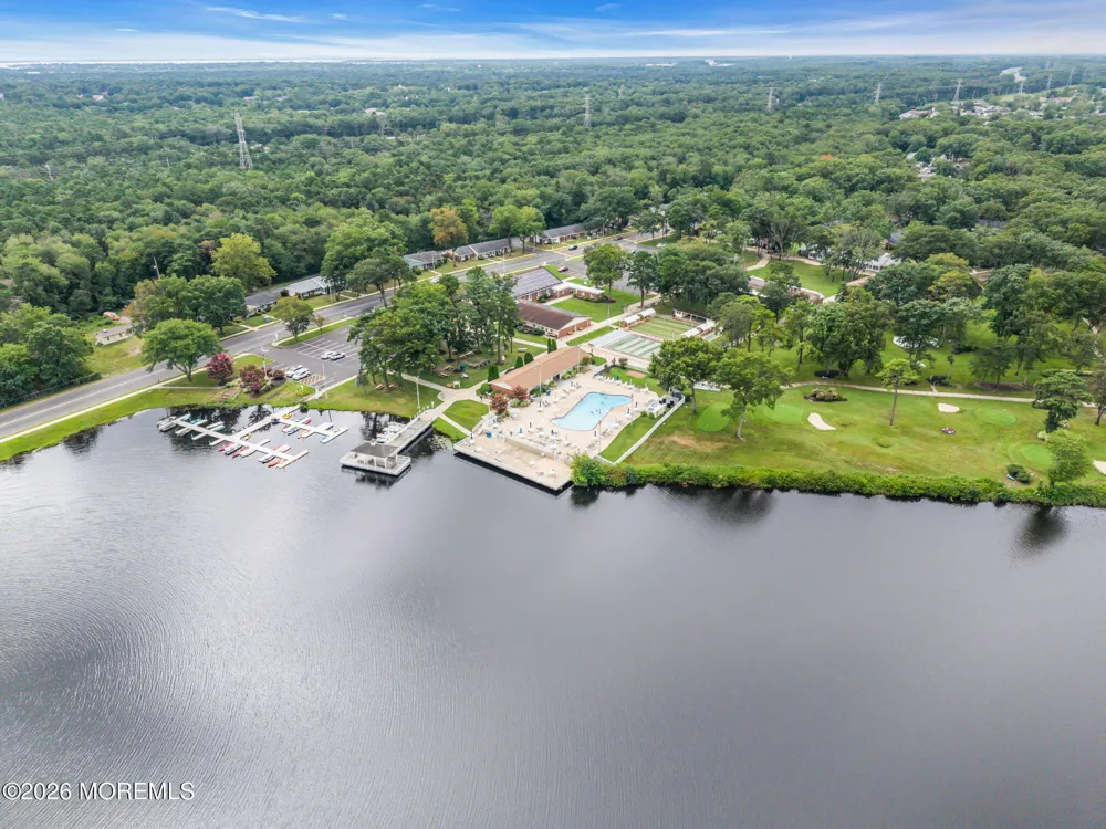 605 Lake Point Drive #B Lakewood, NJ 08701