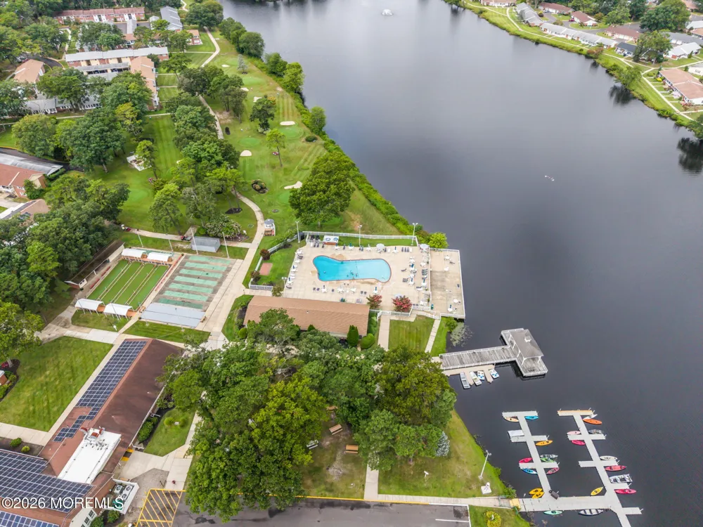 605 Lake Point Drive #B Lakewood, NJ 08701