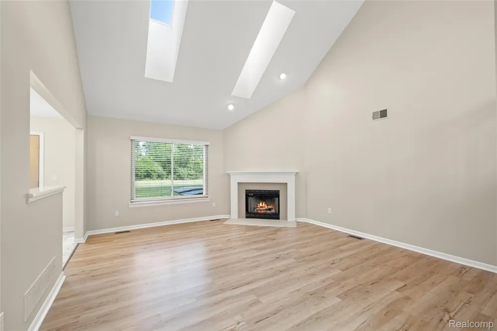 384 Stonehenge Drive Canton Charter Township, MI 48188