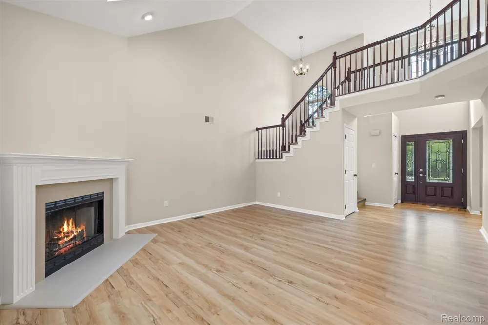 384 Stonehenge Drive Canton Charter Township, MI 48188