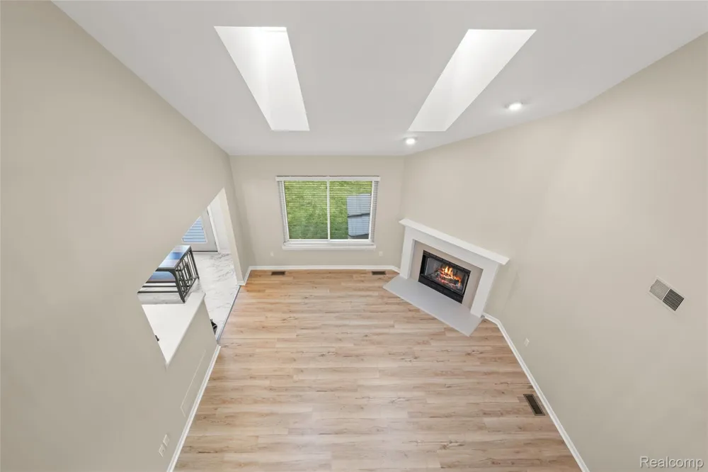 384 Stonehenge Drive Canton Charter Township, MI 48188