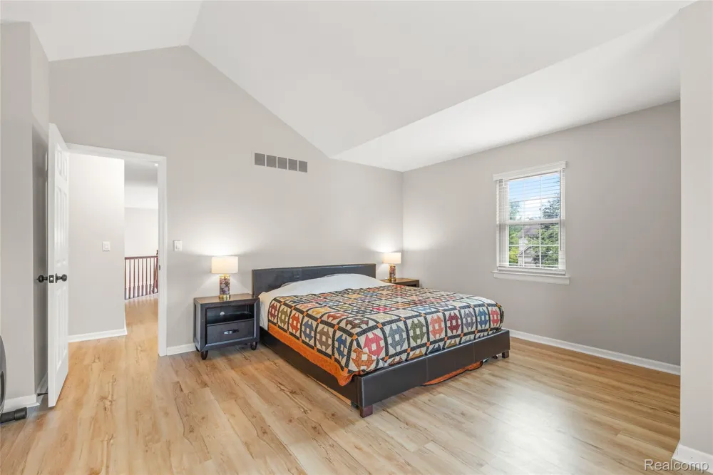 384 Stonehenge Drive Canton Charter Township, MI 48188