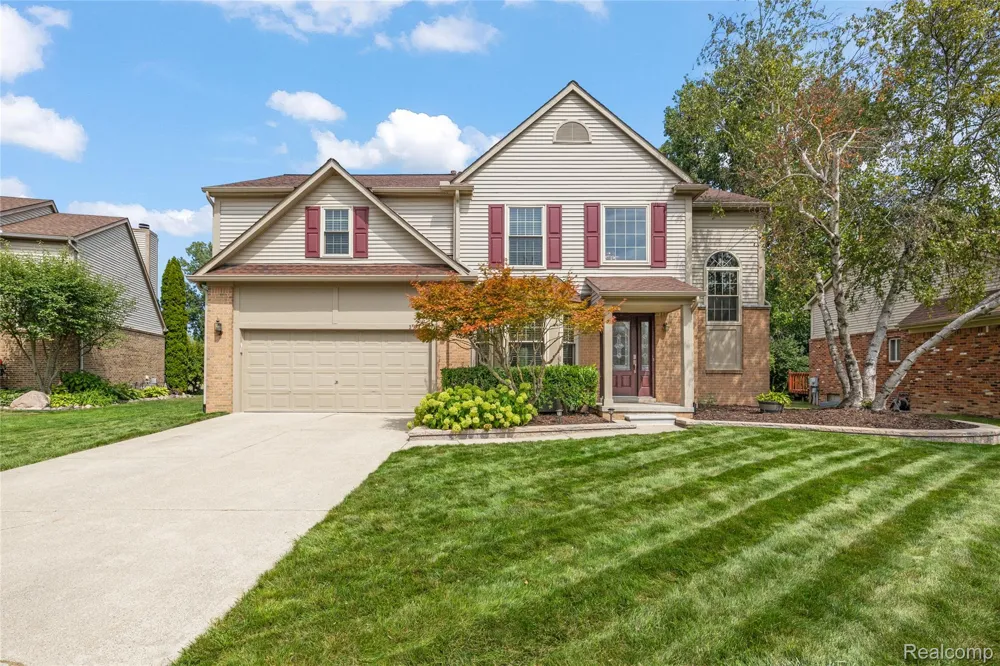 384 Stonehenge Drive Canton Charter Township, MI 48188