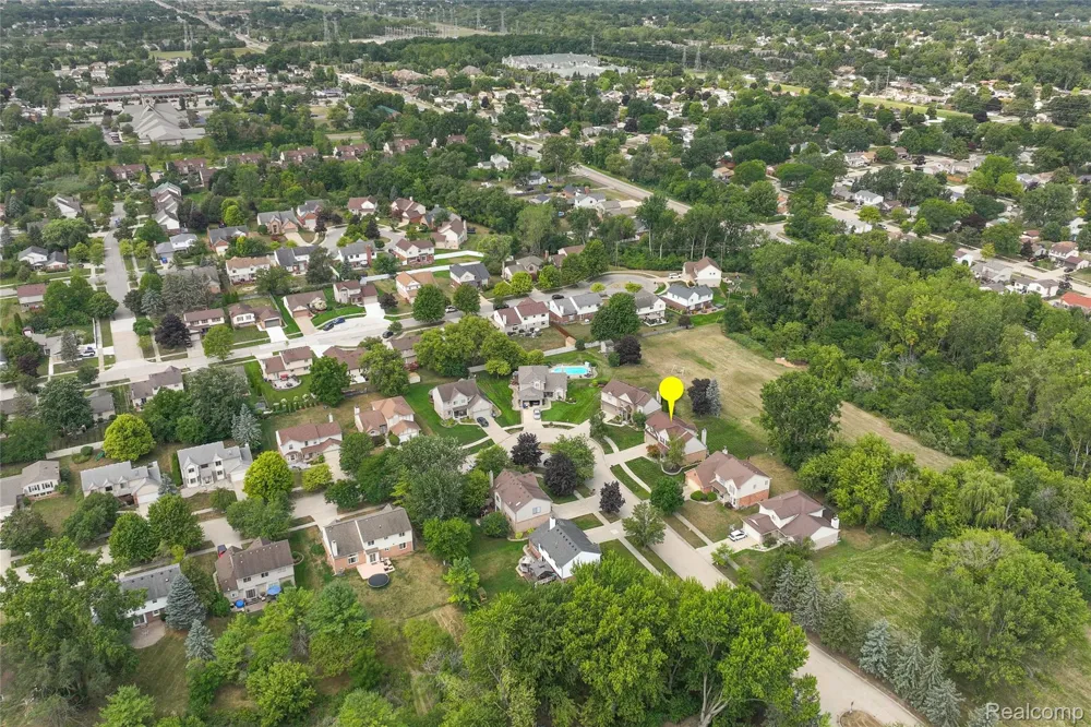 384 Stonehenge Drive Canton Charter Township, MI 48188