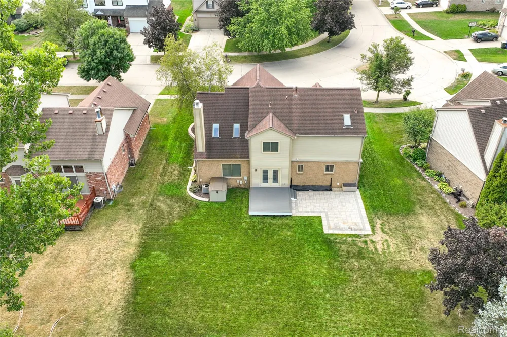 384 Stonehenge Drive Canton Charter Township, MI 48188