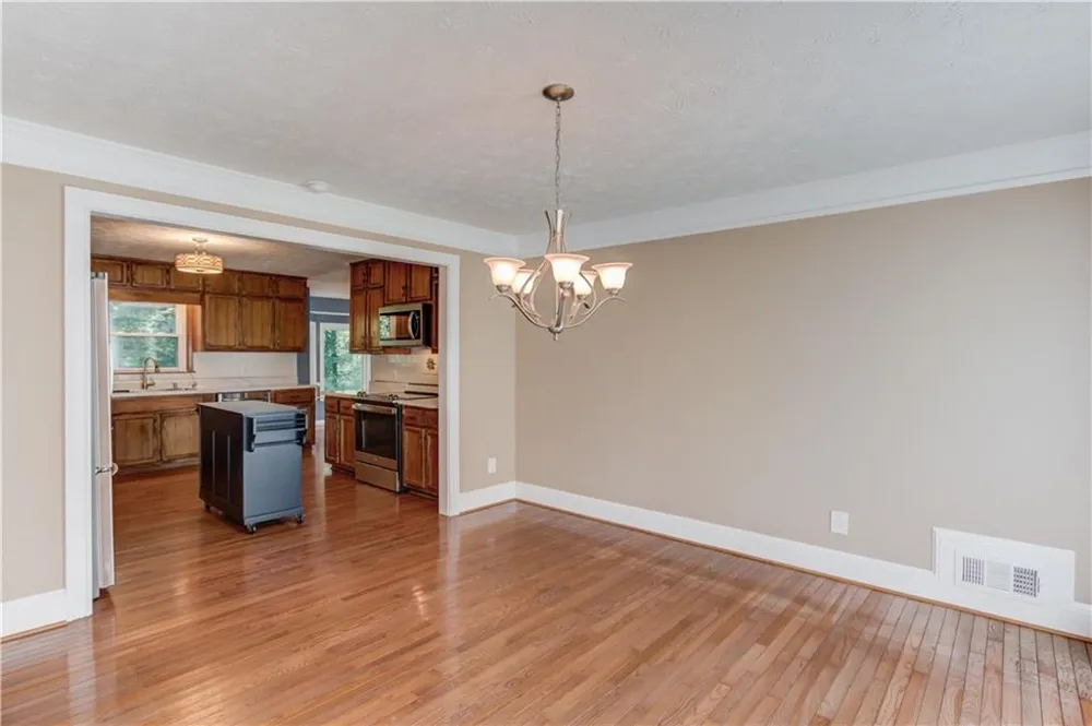 1162 Melton Drive SW Lilburn, GA 30047