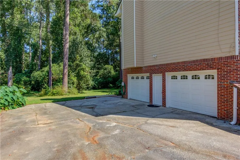 1162 Melton Drive SW Lilburn, GA 30047