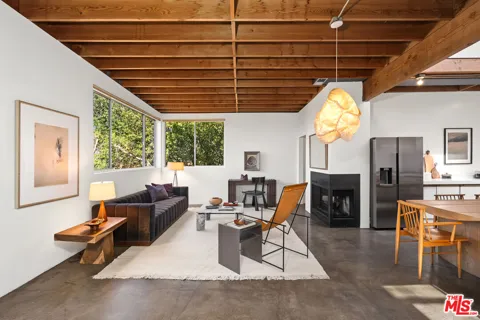 23685 Clover Trail