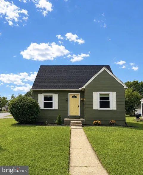302 PARK CIRCLE
