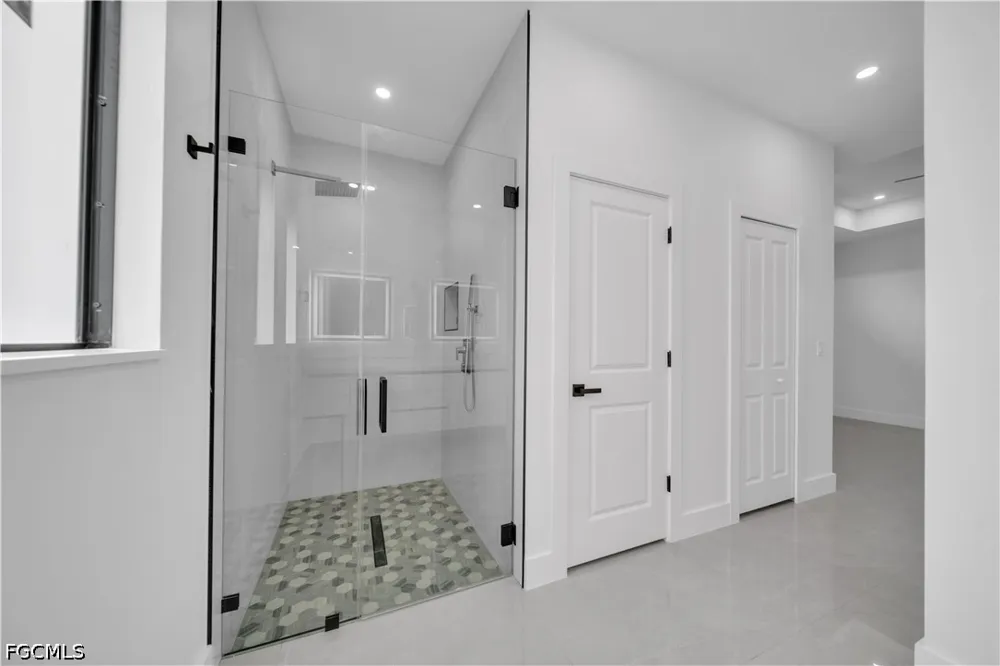 NW 5th Avenue Cape Coral, FL 33993
