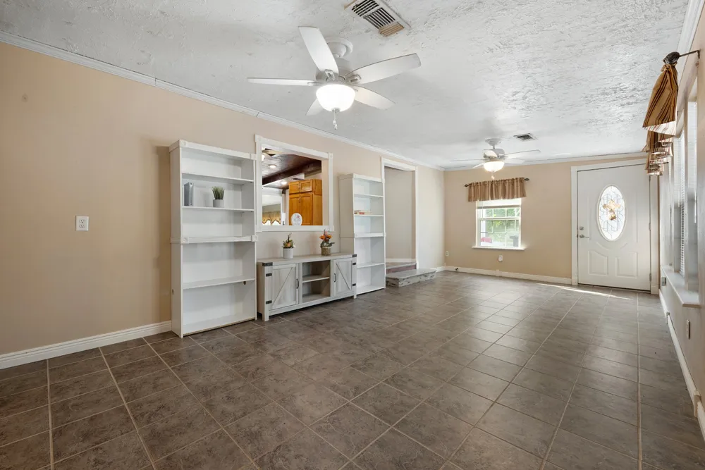 1068 Lakeside Fort Towson, OK 74735