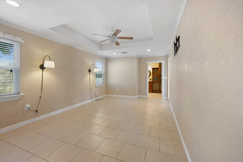 1068 Lakeside Fort Towson, OK 74735