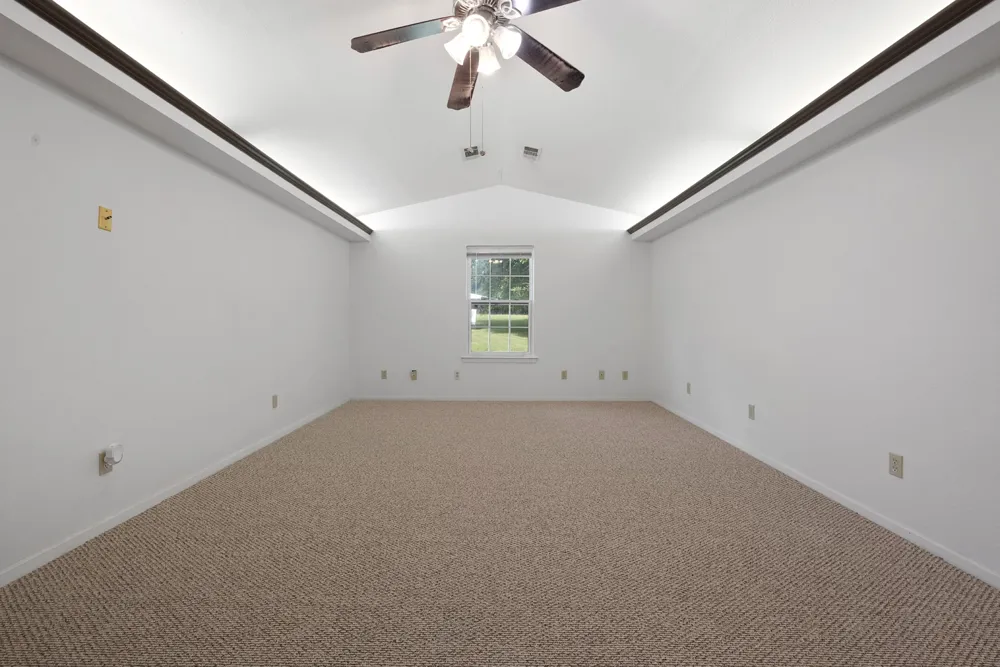 1068 Lakeside Fort Towson, OK 74735