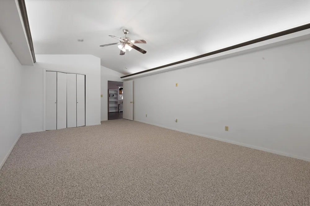 1068 Lakeside Fort Towson, OK 74735