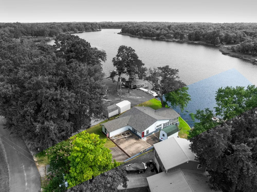 1068 Lakeside Fort Towson, OK 74735
