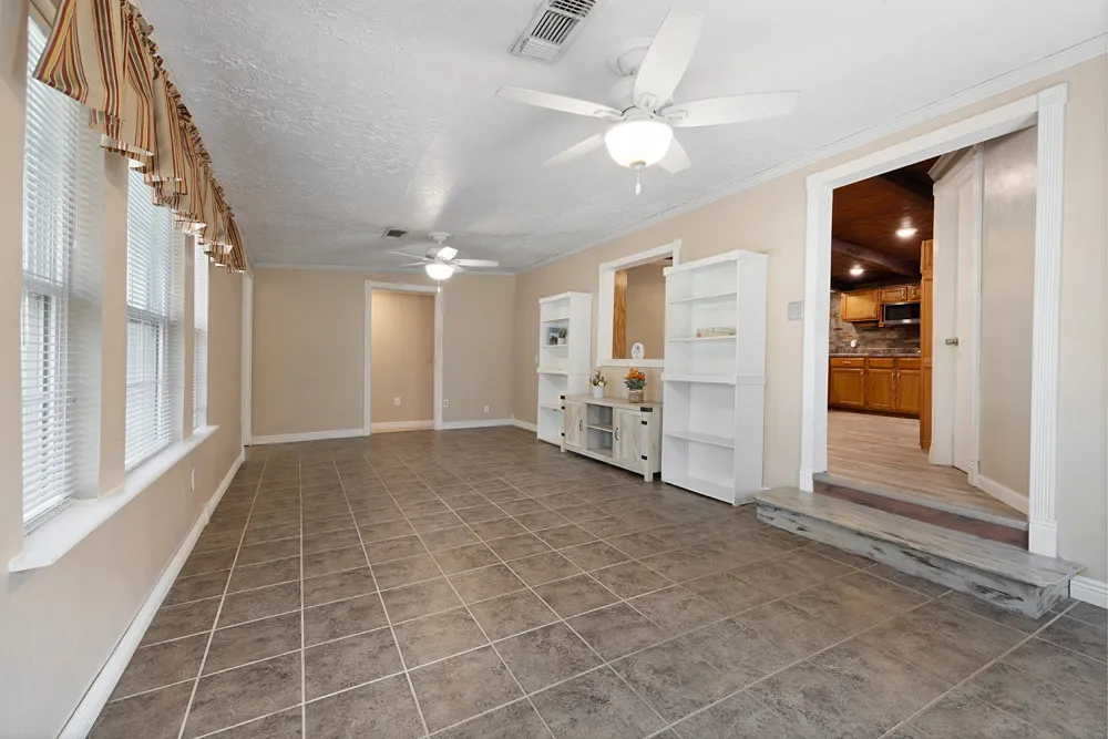 1068 Lakeside Fort Towson, OK 74735