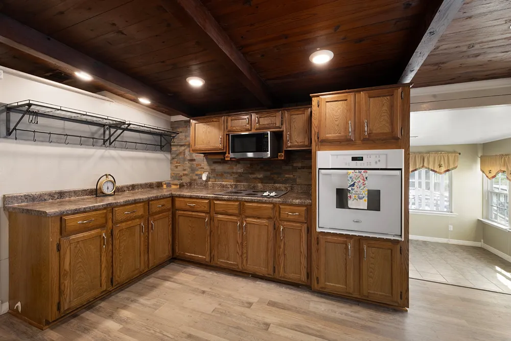 1068 Lakeside Fort Towson, OK 74735