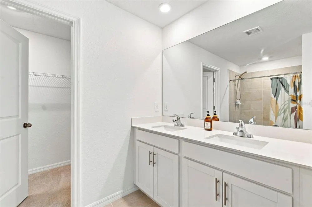 13969 LILAC SKY TERRACE Bradenton, FL 34211