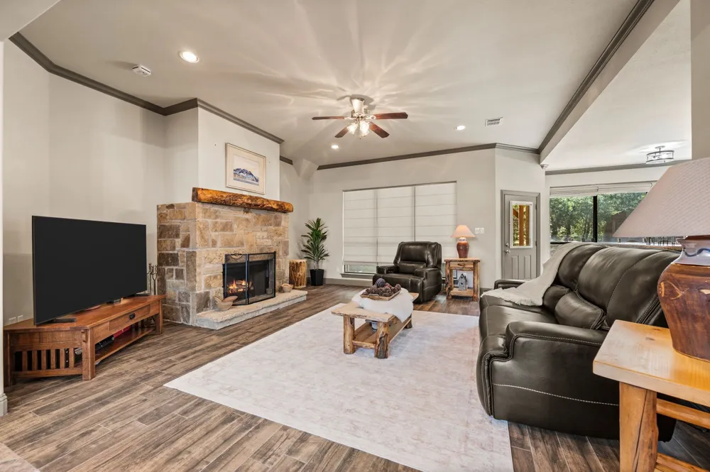 791 Trailwood Drive Weatherford, TX 76085