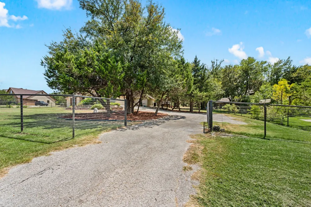 791 Trailwood Drive Weatherford, TX 76085