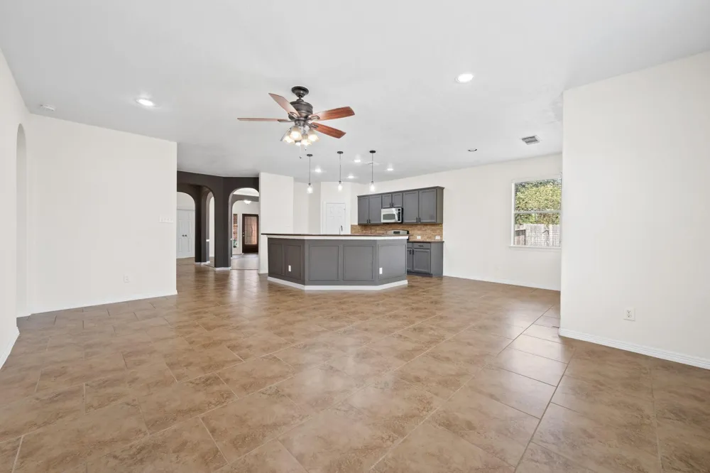 2909 Castleton Bay Lane Pearland, TX 77584