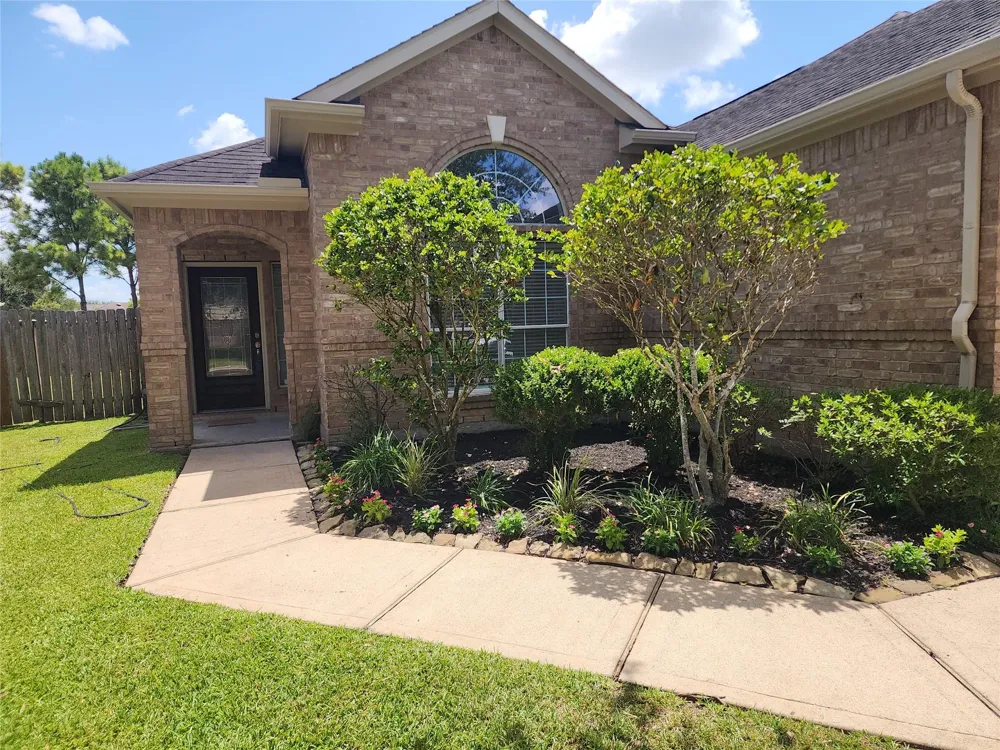 2909 Castleton Bay Lane Pearland, TX 77584