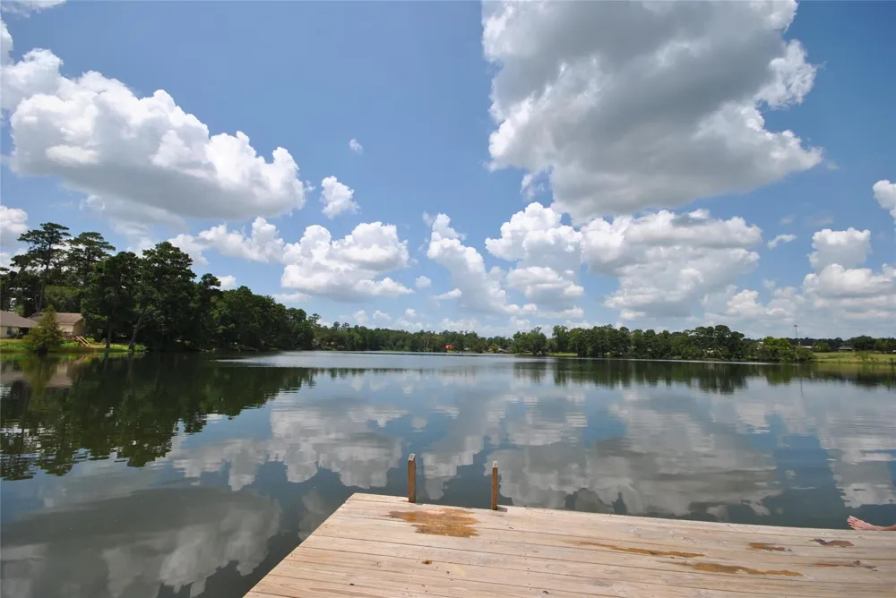12960 Royal Shores Drive Conroe, TX 77303