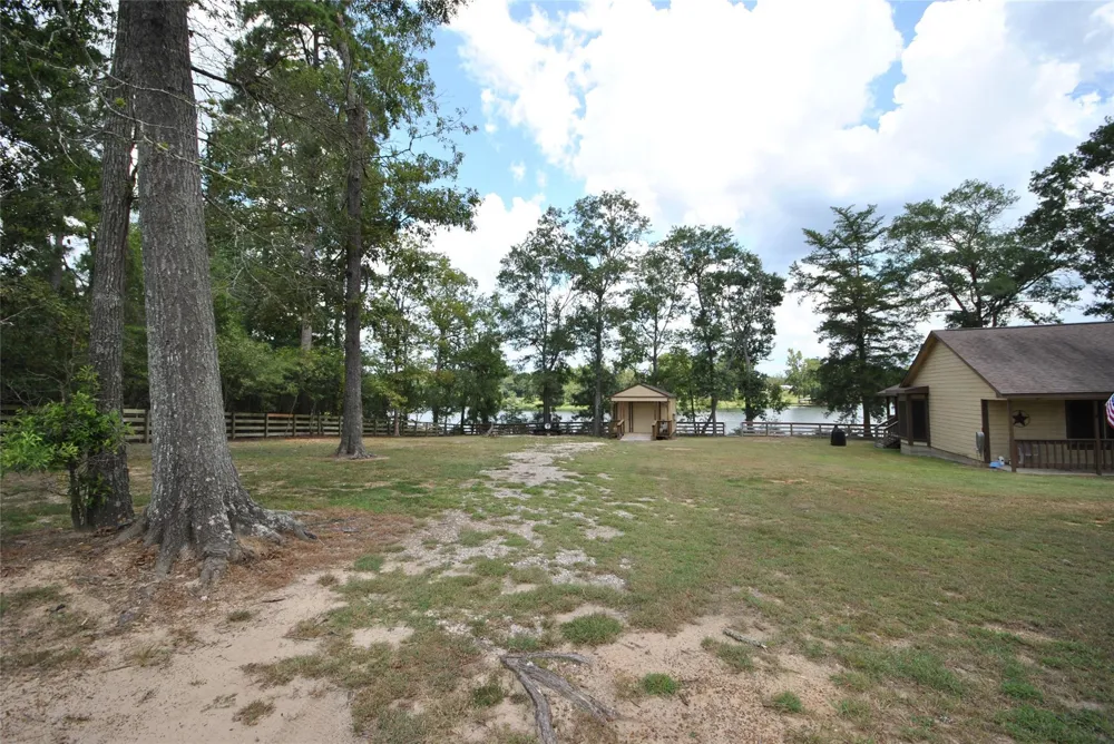 12960 Royal Shores Drive Conroe, TX 77303